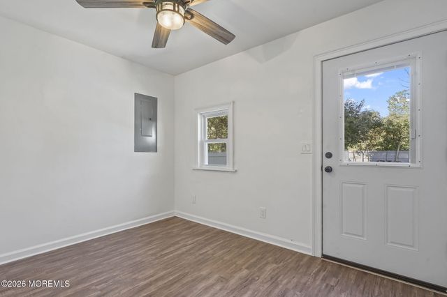 15 Cherry Street, Little Egg Harbor, NJ 08087