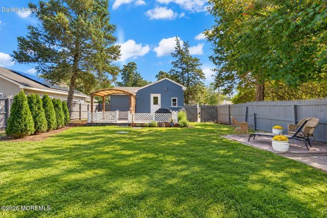 15 Cherry Street, Little Egg Harbor, NJ 08087