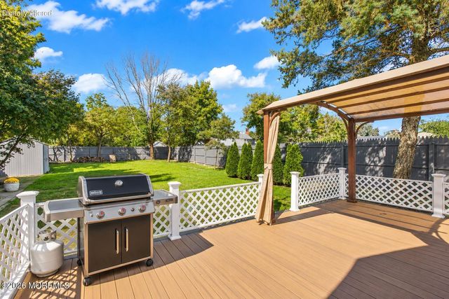 15 Cherry Street, Little Egg Harbor, NJ 08087