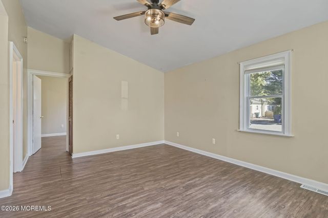 15 Cherry Street, Little Egg Harbor, NJ 08087