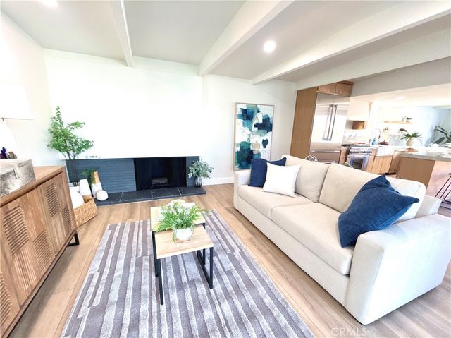 3391 Rossmoor Way, Rossmoor, CA 90720