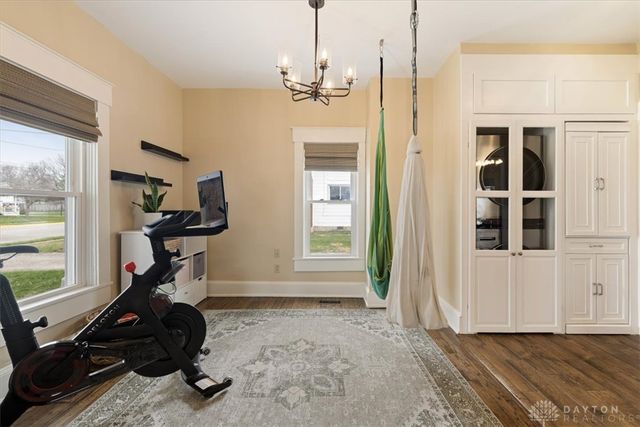 618 W Jefferson Street, New Carlisle, OH 45344