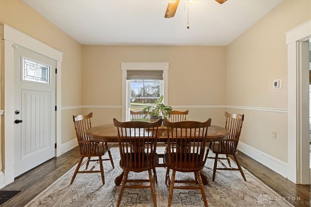 618 W Jefferson Street, New Carlisle, OH 45344