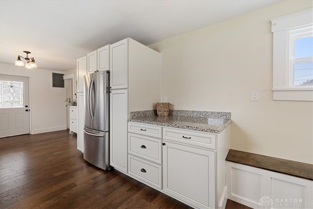 618 W Jefferson Street, New Carlisle, OH 45344