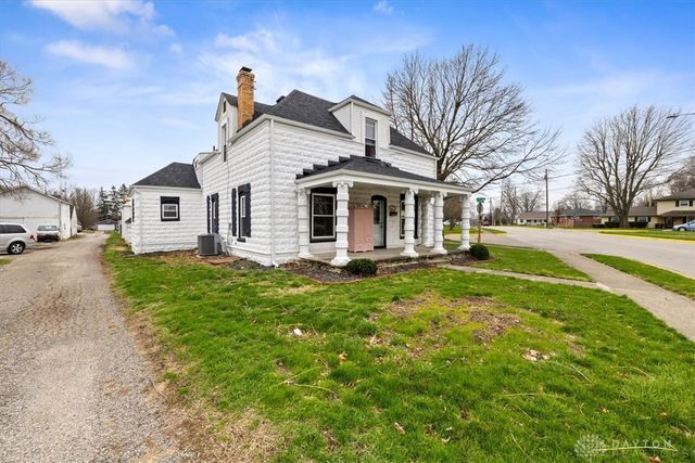 618 W Jefferson Street, New Carlisle, OH 45344
