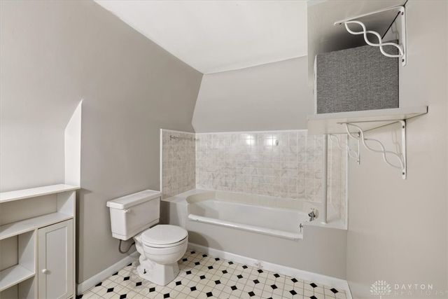 618 W Jefferson Street, New Carlisle, OH 45344