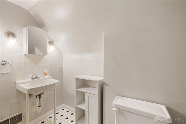 618 W Jefferson Street, New Carlisle, OH 45344