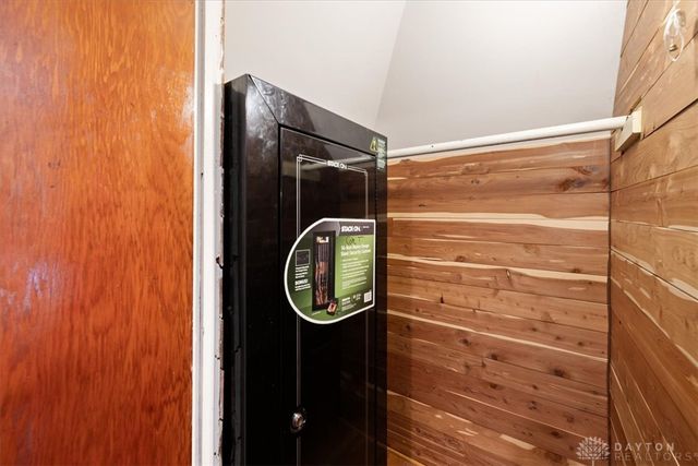 618 W Jefferson Street, New Carlisle, OH 45344