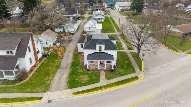 618 W Jefferson Street, New Carlisle, OH 45344