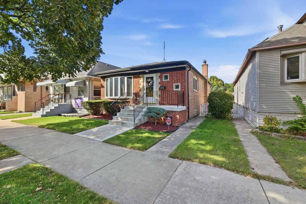 13516 S Avenue L Street, Chicago, IL 60633 — photo 2