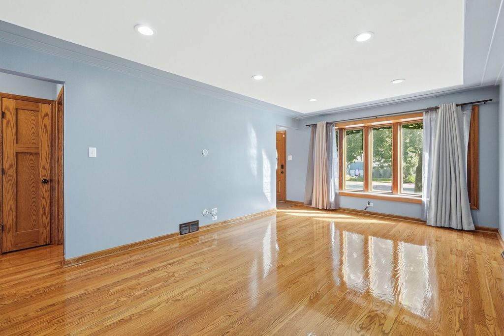 13516 S Avenue L Street, Chicago, IL 60633 — photo 4
