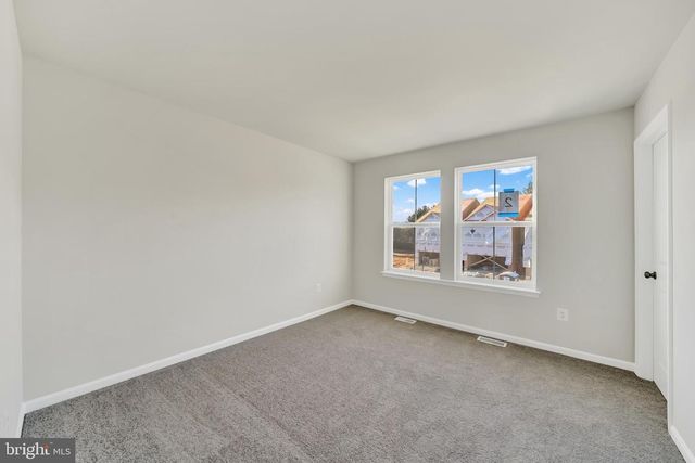 553 W NORTH ST, Smyrna, DE 19977