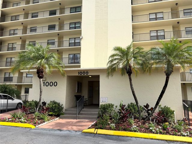 1000 COVE CAY DRIVE 4D, Clearwater, FL 33760