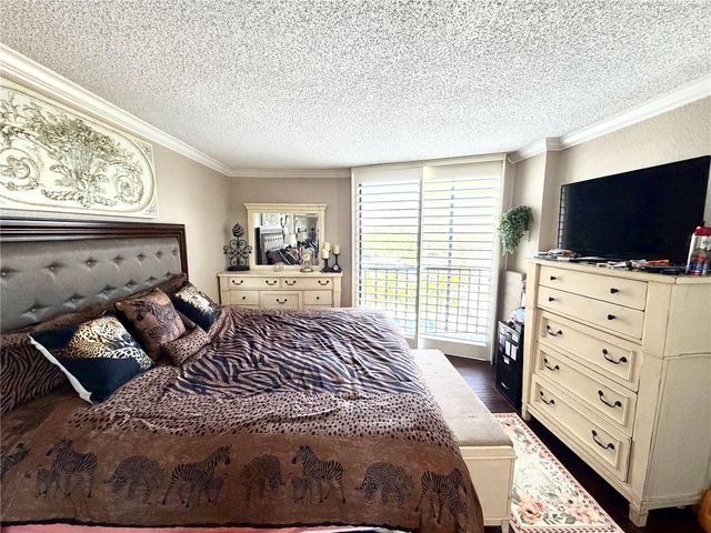 1000 COVE CAY DRIVE 4D, Clearwater, FL 33760