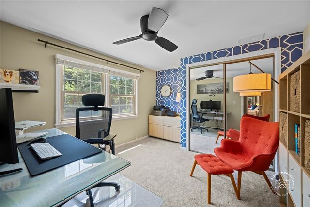 1553 Allen Lane, St. Charles, IL 60174