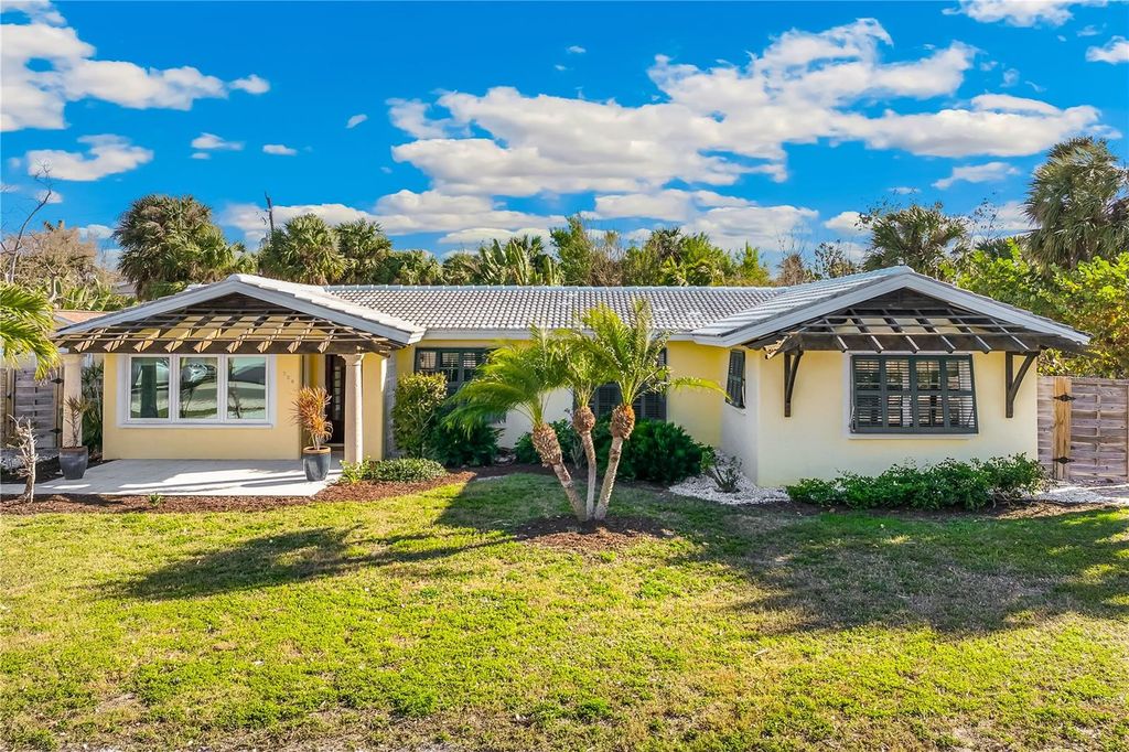 320 GASPARILLA STREET, Boca Grande, FL 33921