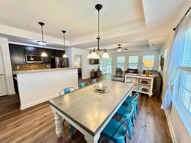 2422 Duxbury Dr, Columbia, TN 38401