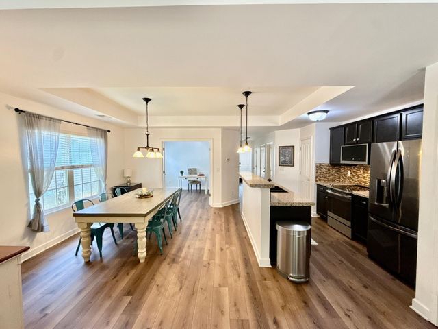 2422 Duxbury Dr, Columbia, TN 38401