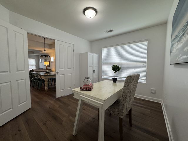 2422 Duxbury Dr, Columbia, TN 38401