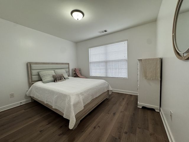 2422 Duxbury Dr, Columbia, TN 38401