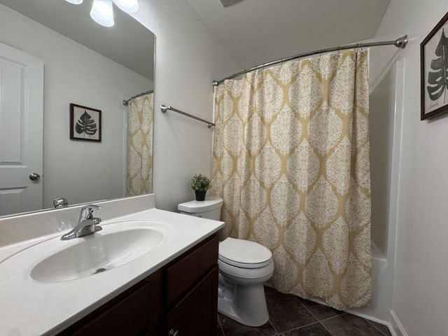 2422 Duxbury Dr, Columbia, TN 38401