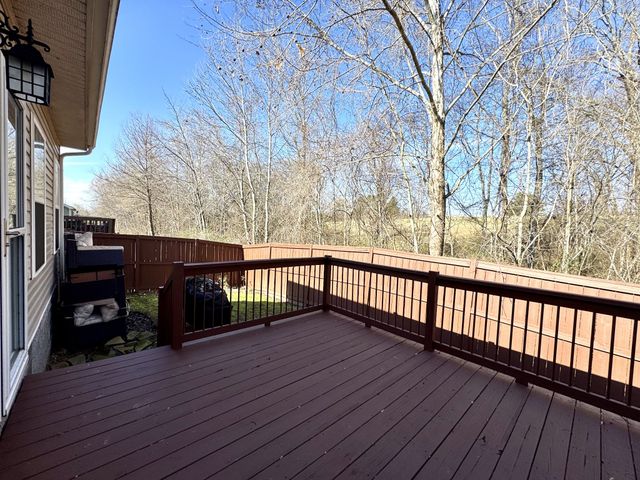 2422 Duxbury Dr, Columbia, TN 38401