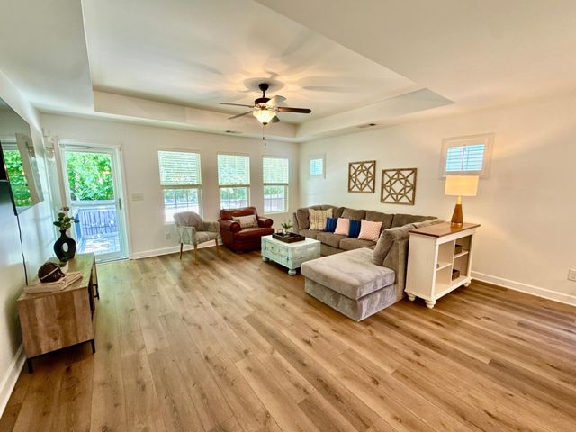 2422 Duxbury Dr, Columbia, TN 38401