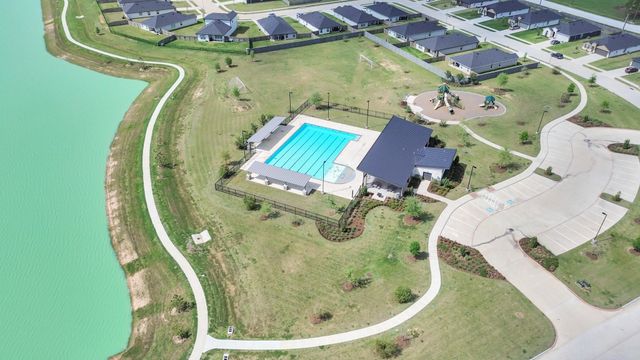 2007 Woodlark Way, Sealy, TX 77474