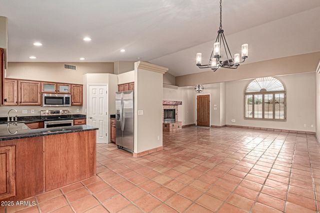 36206 N 11TH Avenue, Phoenix, AZ 85086