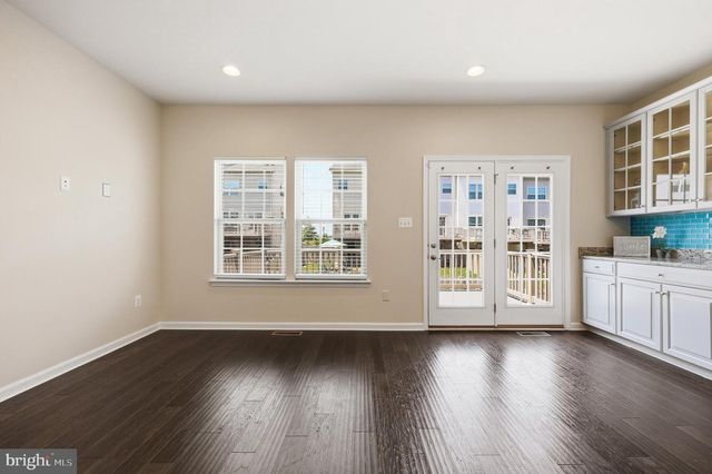 5812 ROCHEFORT ST, Ijamsville, MD 21754