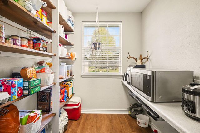 2427 Pearland Avenue, Pearland, TX 77581