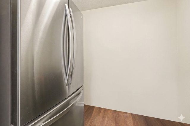 2427 Pearland Avenue, Pearland, TX 77581