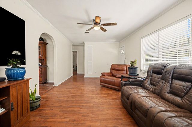 2427 Pearland Avenue, Pearland, TX 77581