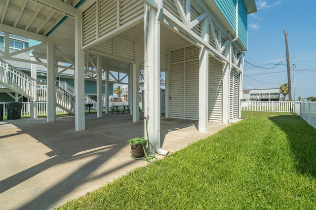 21822 San Luis Pass Road, Galveston, TX 77554