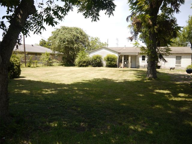 9309 Emnora Lane, Houston, TX 77080