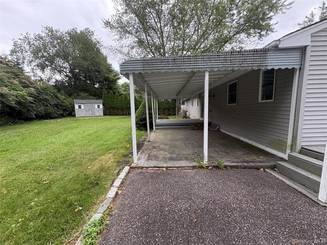 9 Harrison Avenue, East Setauket, NY 11733
