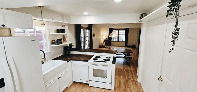 2405 Sequoia Court, Lawrence, KS 66047