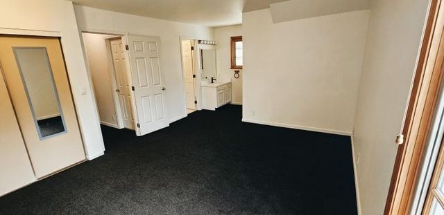 2405 Sequoia Court, Lawrence, KS 66047