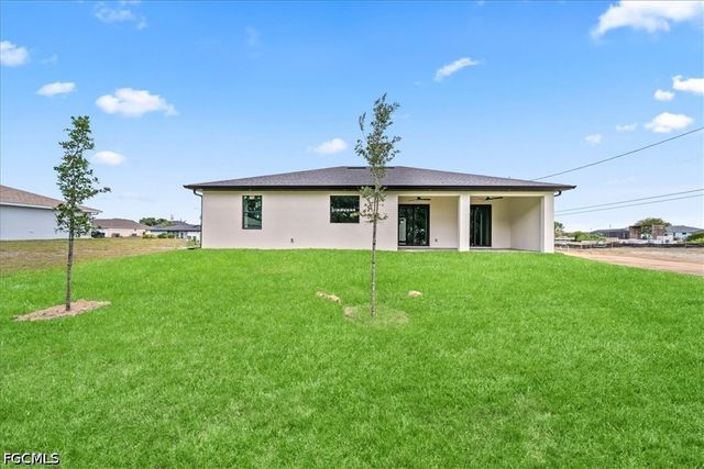 1400 NE 18th AVE, Cape Coral, FL 33909