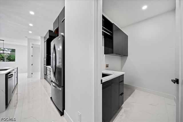 1400 NE 18th AVE, Cape Coral, FL 33909