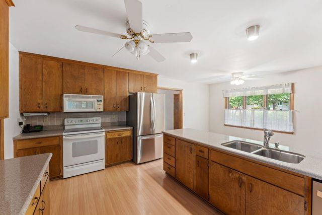 4723 Forest Circle, Minnetonka, MN 55345