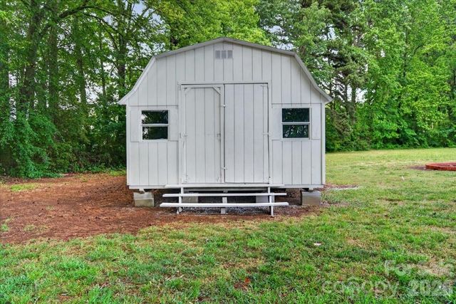 850 E Nc 152 Highway, China Grove, NC 28023
