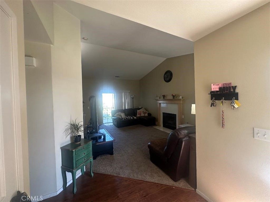 Image 18 of property listing at 1659 Floyd Court, Santa Maria, CA 93454