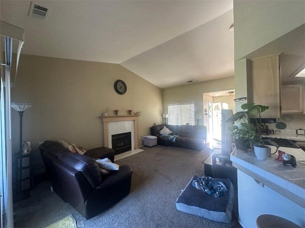 Image 19 of property listing at 1659 Floyd Court, Santa Maria, CA 93454
