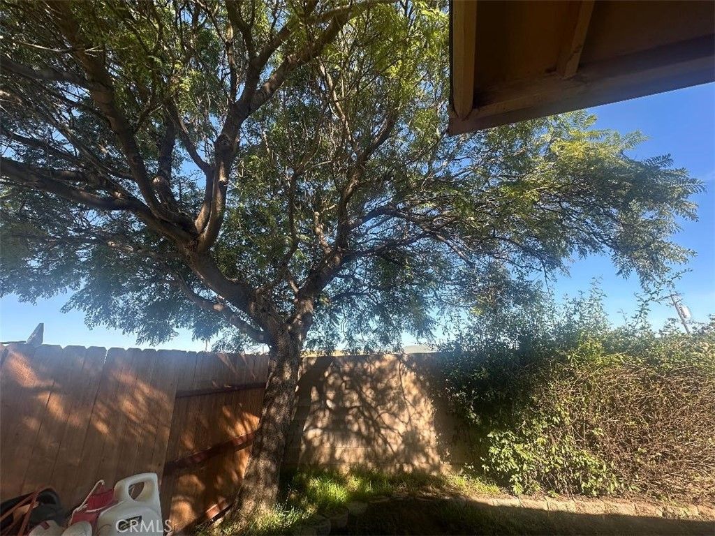 Image 7 of property listing at 1659 Floyd Court, Santa Maria, CA 93454