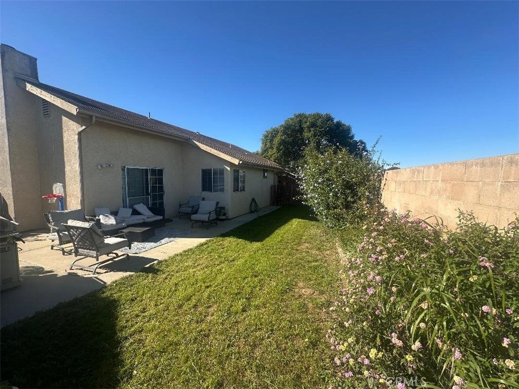 Image 9 of property listing at 1659 Floyd Court, Santa Maria, CA 93454