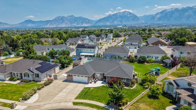 9521 S 1860 W, South Jordan, UT 84095
