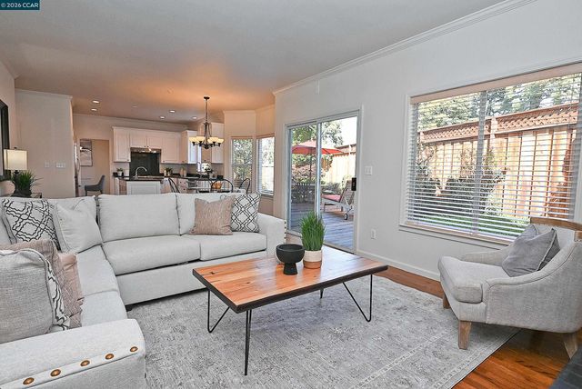 672 Enrica Ln, Walnut Creek, CA 94597
