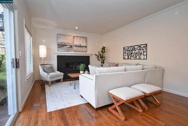 672 Enrica Ln, Walnut Creek, CA 94597