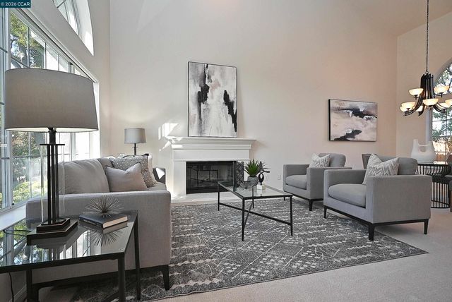 672 Enrica Ln, Walnut Creek, CA 94597